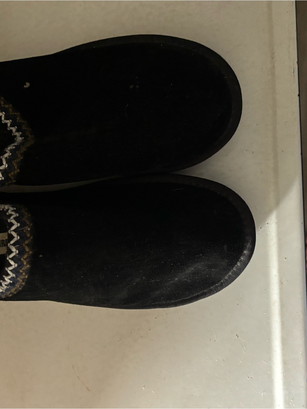 Women's Black Slip-On Cozy Slippers with Knit Trim